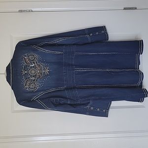 Embroidered denim jacket
